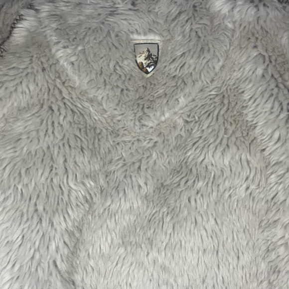 KUHL fuzzy jacket - Picture 7 of 7